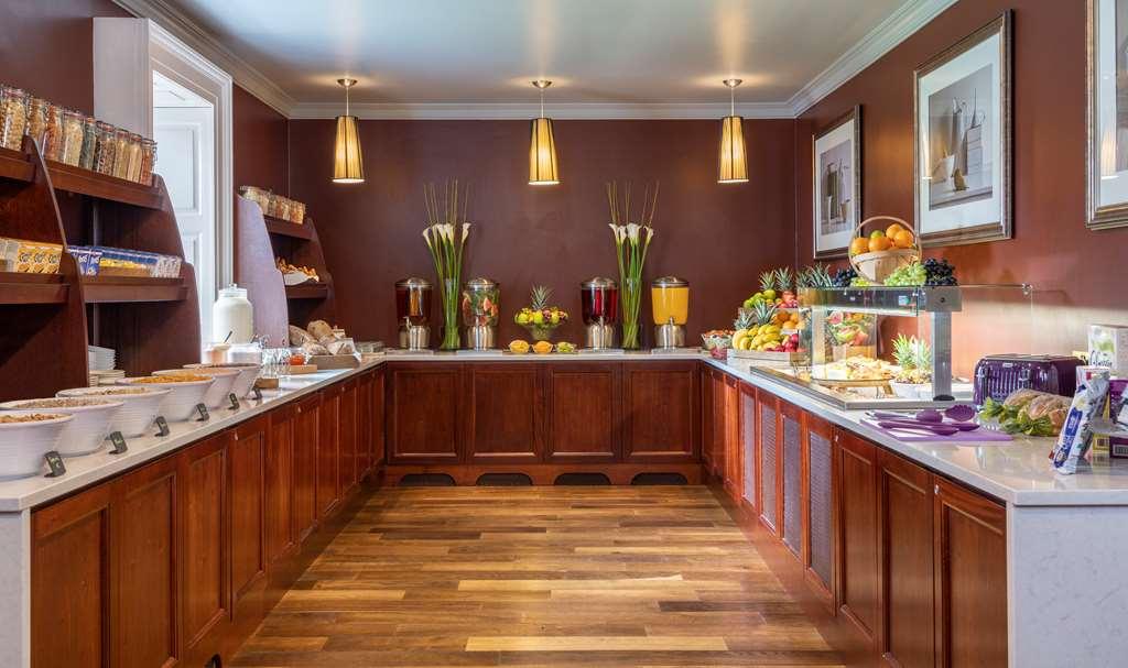 The Johnstown Estate Lodges Enfield Servicios foto